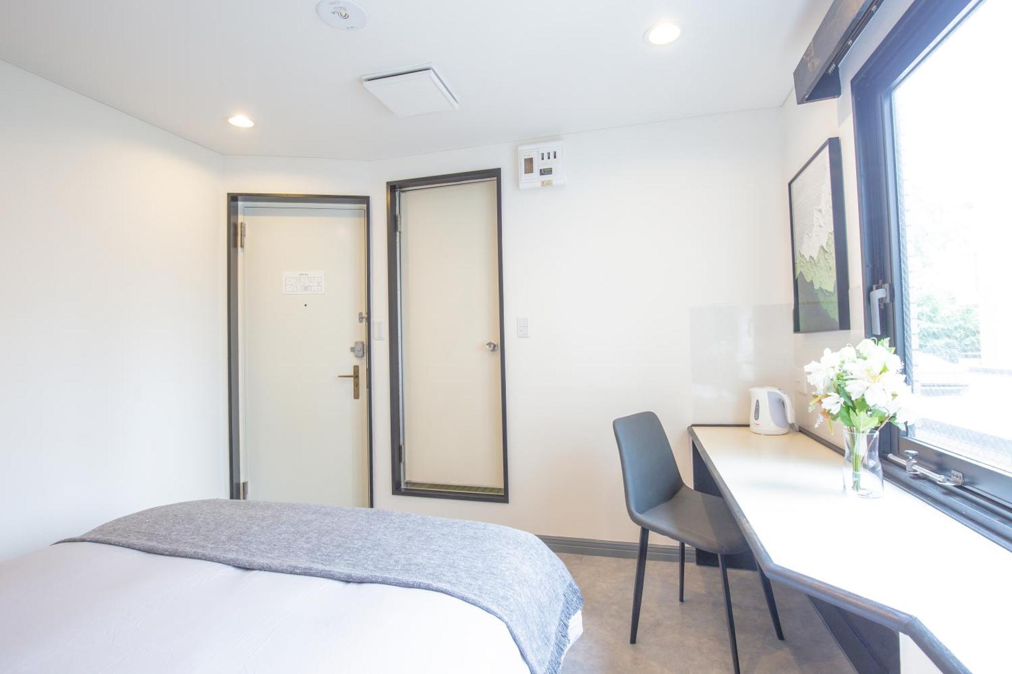 Hotel Tokyo Journey Portal Kinshicho I Self Check-In Check-Out Minutes From Sumiyoshi Station & Iconic Attractions & Sky Tree Екстер'єр фото